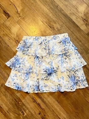 Francesca’s Blue Rain White Skirt with Blue Floral Ruffle Tiers size medium